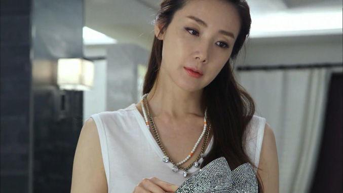 Tình cũ chồng xin tiền bơm ngực, vợ cho thêm vốn đi sửa luôn cái nết-2