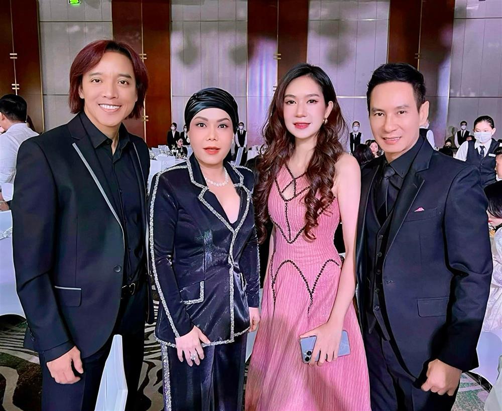 Ly Hai's wife spoke up when she was criticized for wearing too much, overwhelming her wife Mac Van Khoa-2