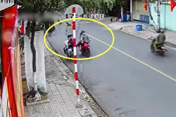 Arresting two subjects for kicking a male student riding a motorbike, leading to death in Ha Nam