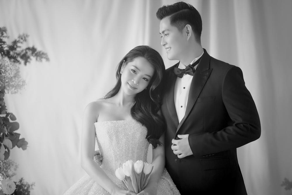 Karen Nguyễn mặc váy cưới được đính kết hơn 1.000 viên pha lê-7