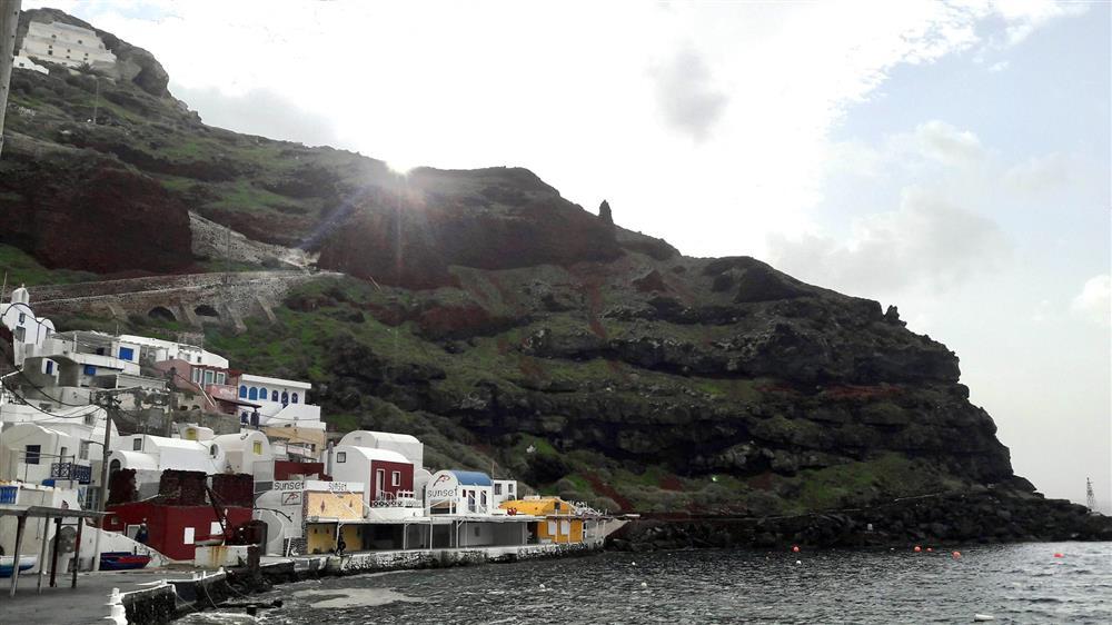 Ngủ nhà người lạ ở Hy Lạp, cô gái Việt thoát nạn phút chót nhờ 1 câu-5