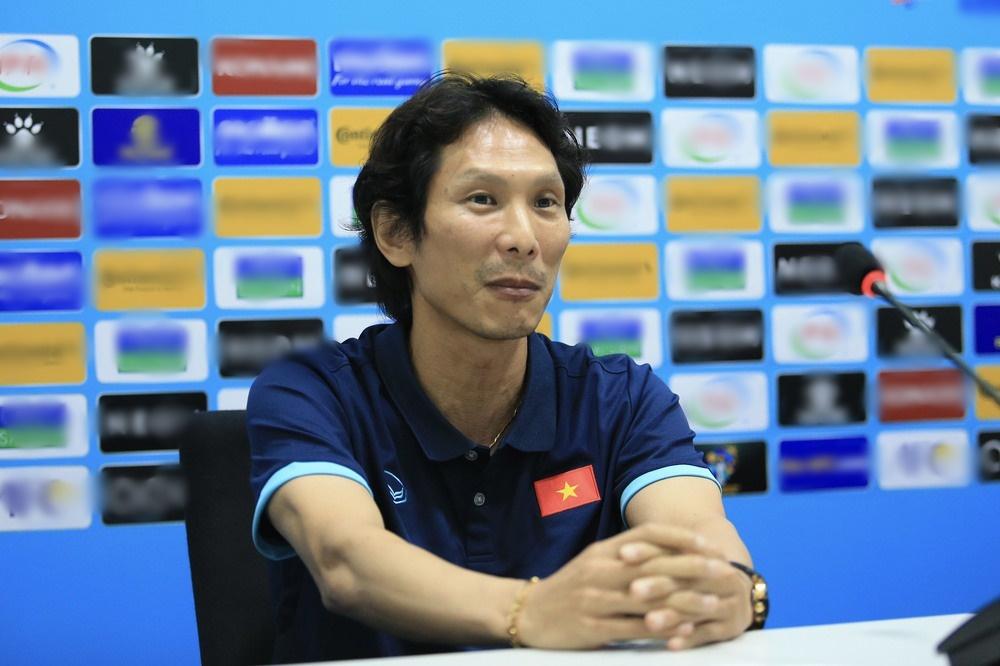 PV Trung Quốc: HLV Gong đẳng cấp, ông ấy có cửa thay HLV Park-3