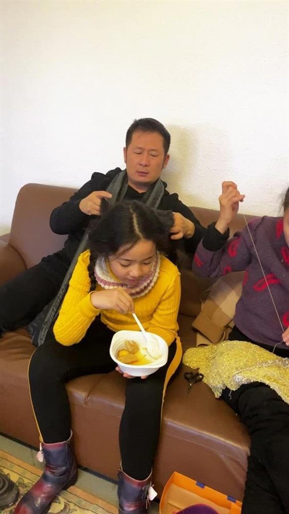 Con gái Bằng Kiều 12 tuổi cao 1m7, Lệ Quyên còn thua đau-10