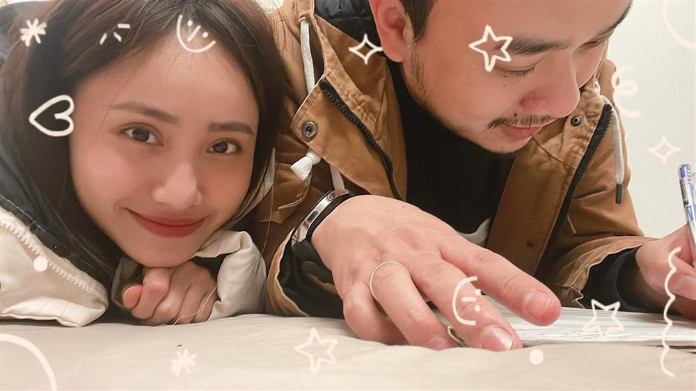 Nữ MC khoe đăng ký kết hôn, ngoại hình dừ của anh xã gây sốt-3