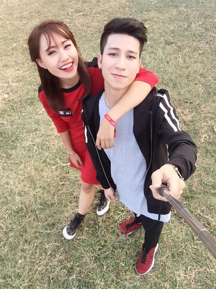 Nữ MC của VTV có chồng, sắp sinh vẫn công khai hẹn hò trai lạ-7