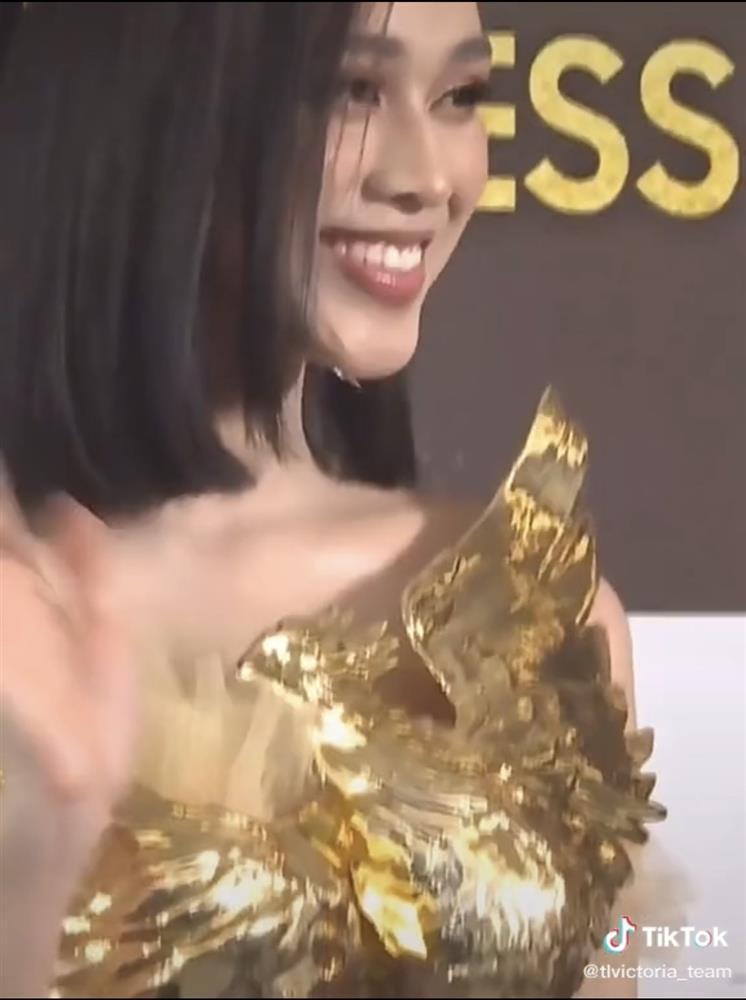 Đỗ Thị Hà gây lú vì visual cam thường giống hệt Tiểu Vy-3