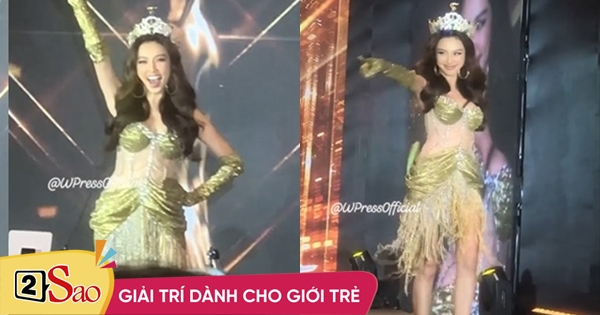 Miss Thuy Tien continues to shout Vietnam after the soothsayer