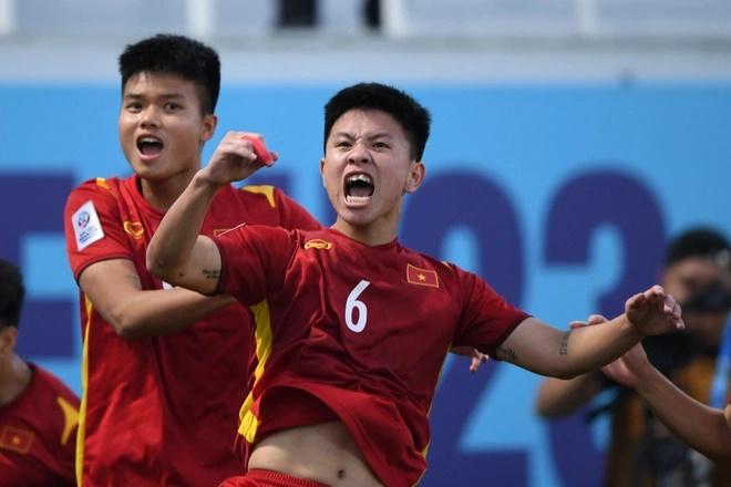 Biệt danh hài hước fan đặt cho cầu thủ U23 Việt Nam-3