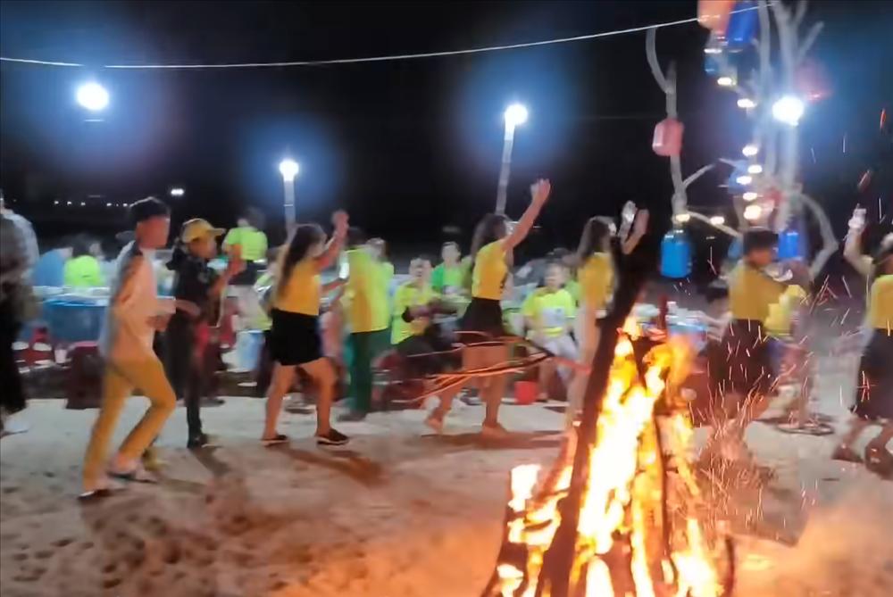 Hồ Văn Cường có hành động ưu ái khiến fan nhí khóc sướt mướt-2