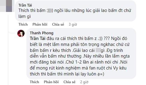 Hoa hậu Tiểu Vy bị chỉ trích vì liên tục bấm điện thoại giữa sự kiện-10