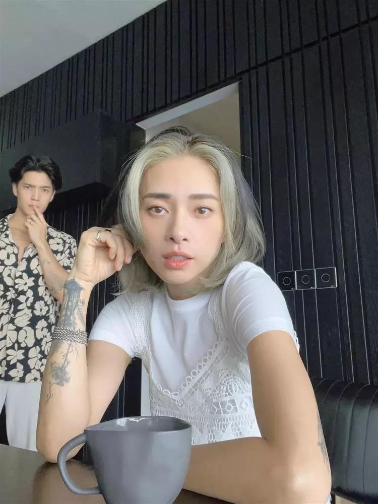 Ngô Thanh Vân khoe cận hình xăm to tướng vùng nhạy cảm-5