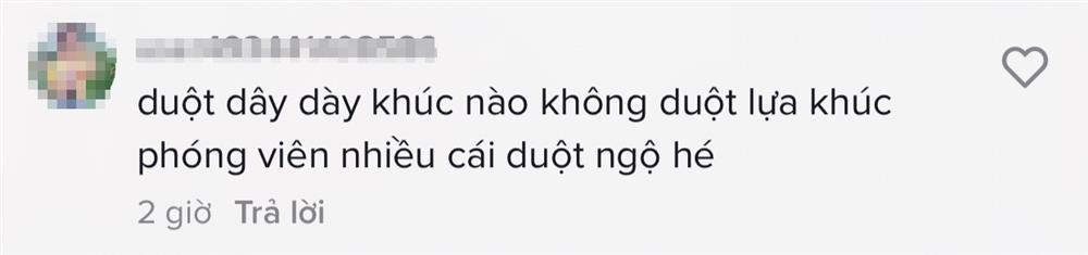 Tiến Luật bị chê ô dề vì sửa giày cho Thu Trang giữa thảm đỏ-4