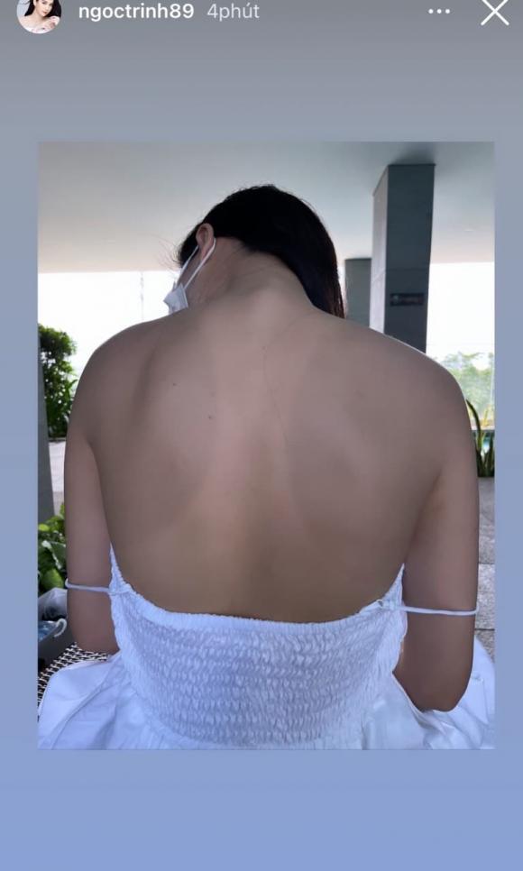 Ngoc Trinh shows off her bare back, but she's not as hot as before-1
