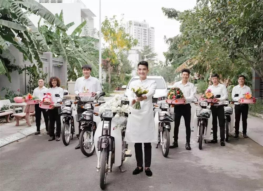 Mạc Văn Khoa lên tút siêu hài sau chuỗi đám cưới khủng-2