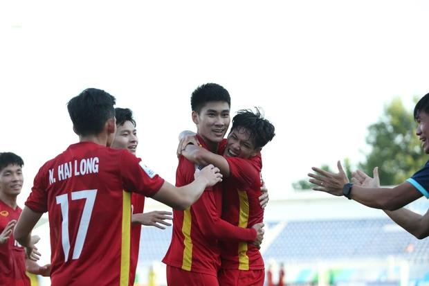 Nham Manh Dung reveals the skill of Coach Gong, defeating Malaysia-3
