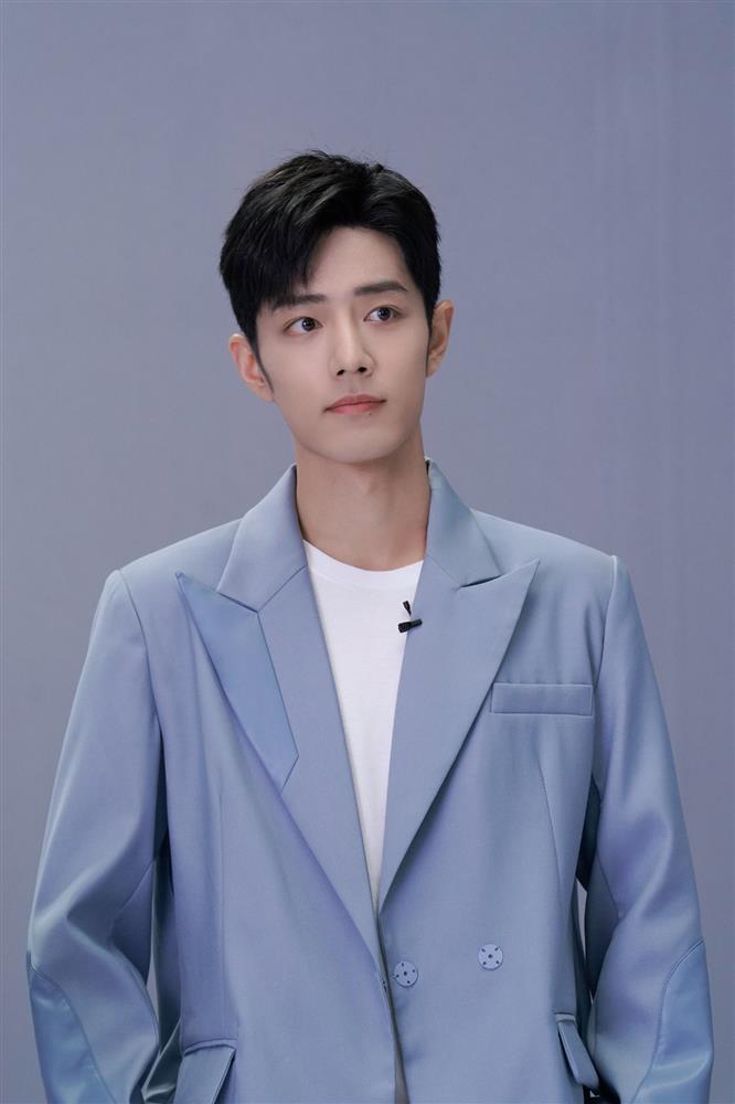 Tiêu Chiến hành xử tinh tế với fan nhí, nhìn mà chỉ biết xuýt xoa-1