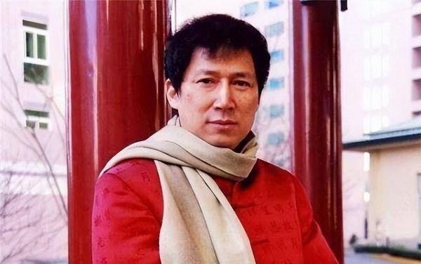 Lấy vợ hơn 38 tuổi, trai trẻ một bước thành tỷ phú và cái kết khi về già-2