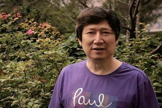 Lấy vợ hơn 38 tuổi, trai trẻ một bước thành tỷ phú và cái kết khi về già