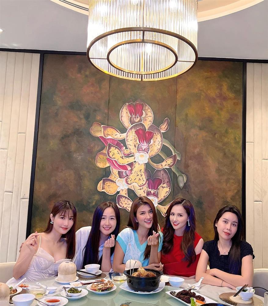 Sao Việt hôm nay 10/6: Ngọc Quyên sợ mất hết khi kinh doanh-4