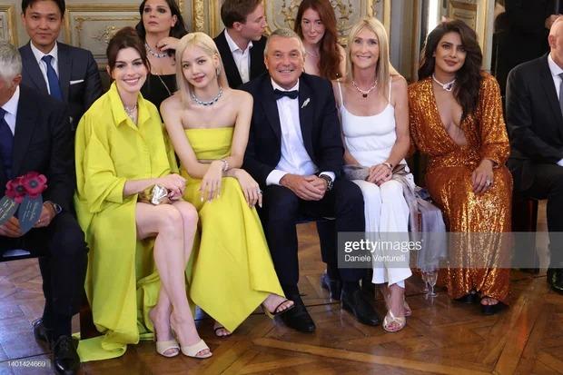 BLACKPINK nhận đãi ngộ như bà hoàng từ 4 thương hiệu lớn nhất hành tinh-11