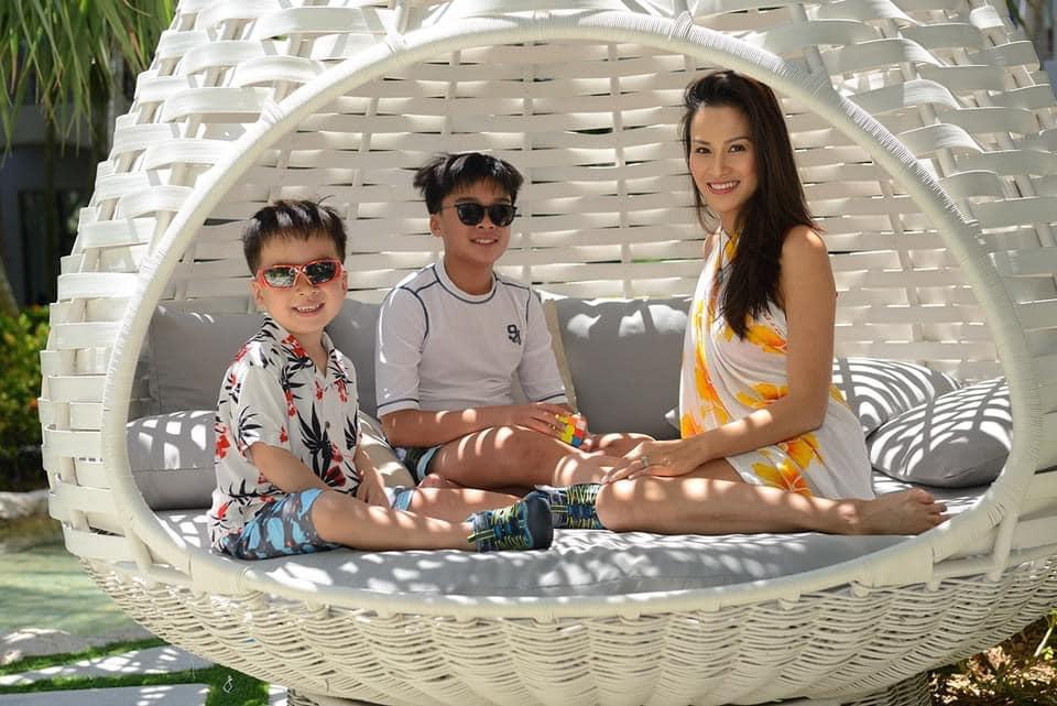 Con trai Lam Trường và vợ cũ lớn phổng phao, cao vượt mẹ-12