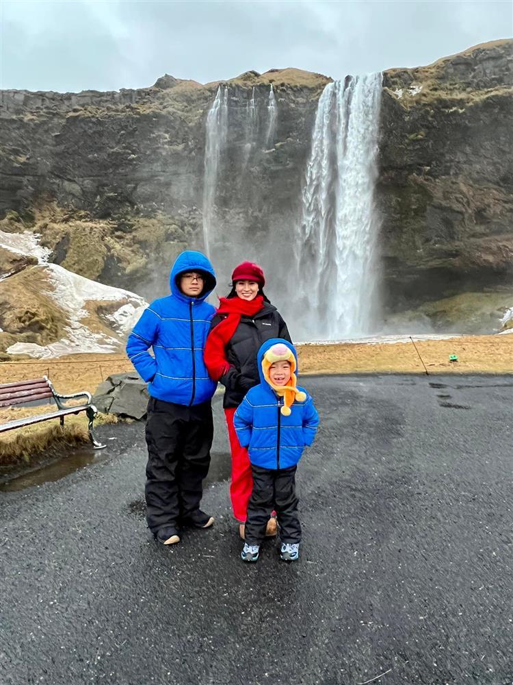 Con trai Lam Trường và vợ cũ lớn phổng phao, cao vượt mẹ-2