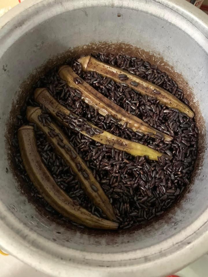 Những pha trổ tài bếp núc bất ổn khiến dân tình hoang mang tột độ-8