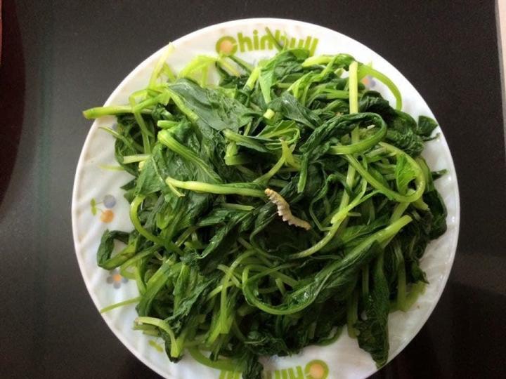 Những pha trổ tài bếp núc bất ổn khiến dân tình hoang mang tột độ-9