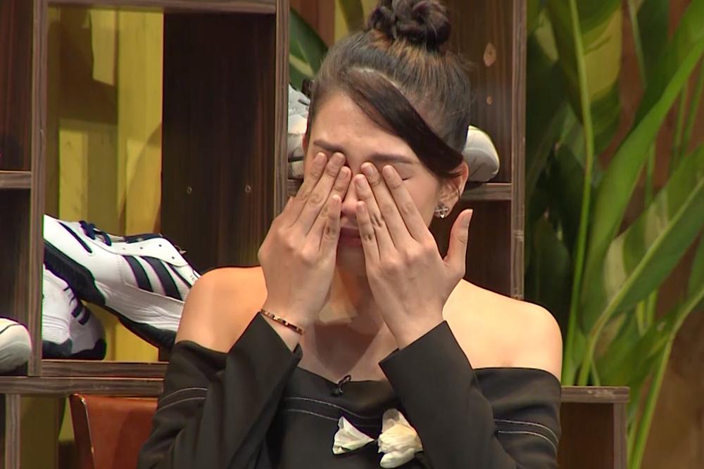 Ơn Giời: Hoa hậu Tiểu Vy muốn vào phòng Trường Giang để không bị hành-6