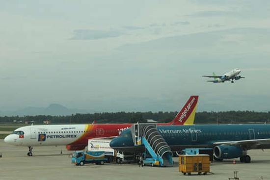 Máy bay từ Malaysia bất ngờ vút lên khi chuẩn bị đáp xuống Đà Nẵng