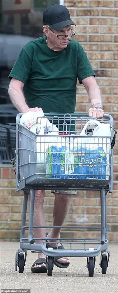 Cha Britney Spears ở đâu khi con gái tổ chức lễ cưới?-2