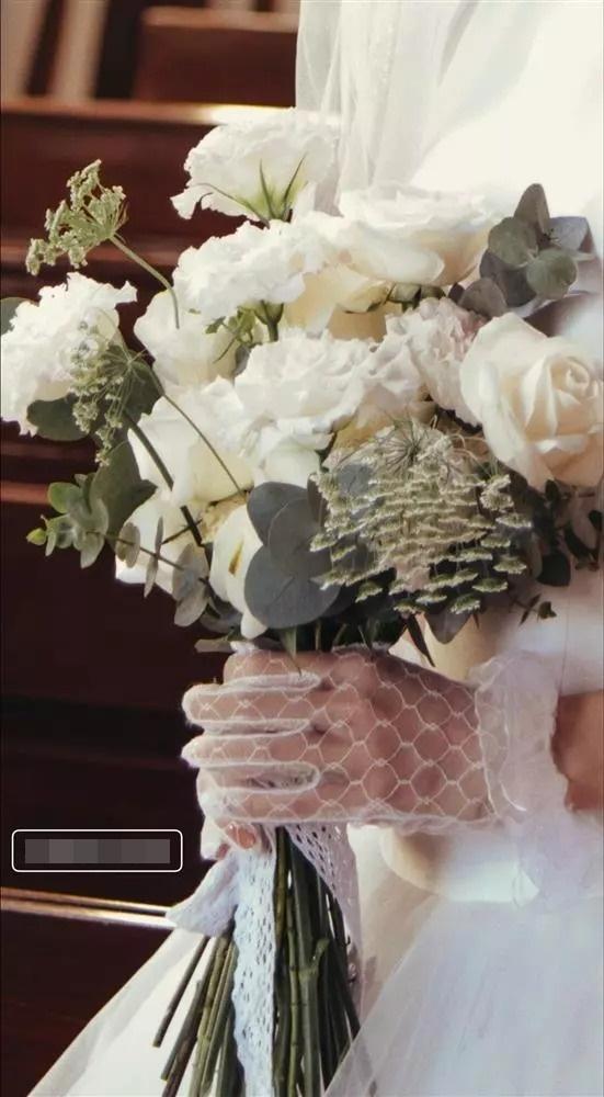 Bó hoa cưới của Minh Hằng có gì hot mà gọi là báu vật?-2