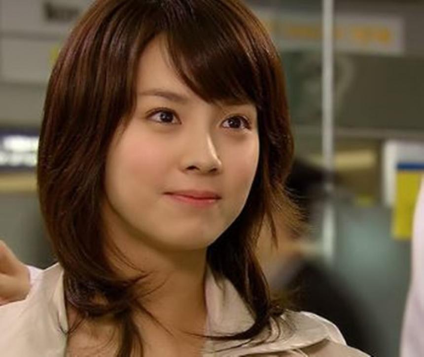 Mợ ngố Song Ji Hyo chứng minh nhan sắc trời cho sau 20 năm-7