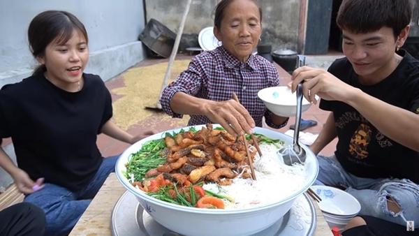 Cuộc sống hiện tại của Bà Tân Vlog sau khi hết hot-3