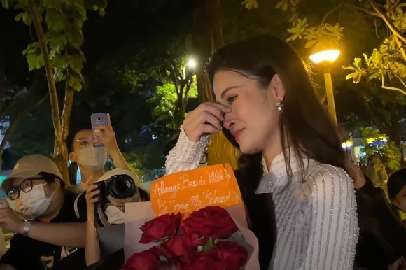 Đông Nhi cho bay màu bài chê fan lẫn xin lỗi, netizen: Mãi anti-6