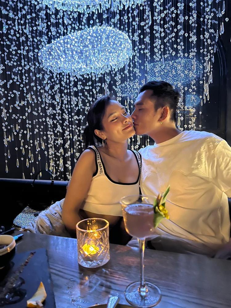 Sao Việt hôm nay 12/6: Phương Trinh Jolie - Lý Bình trốn con đi chơi-1