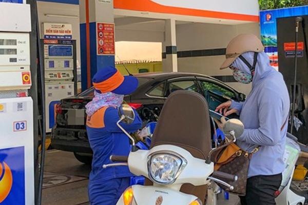 Ngày mai, giá xăng vượt 32.000 đồng/lít?-1