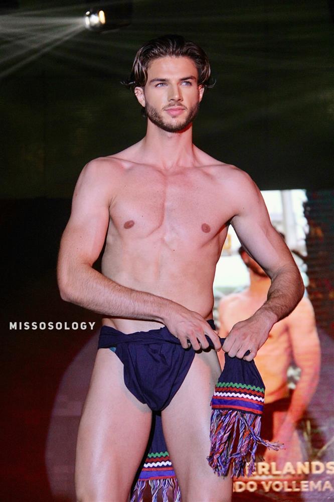 Dàn thí sinh Man of The World phơi vùng nhạy cảm trên sân khấu-13