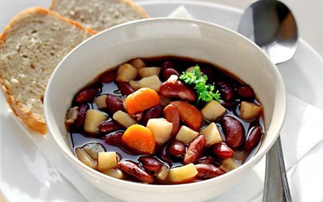 Các sĩ tử nên và không nên ăn gì khi đi thi để gặp may mắn?-1