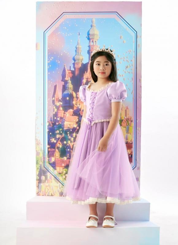 Con gái Mai Phương hiếm hoi đi làm mẫu nhí-1