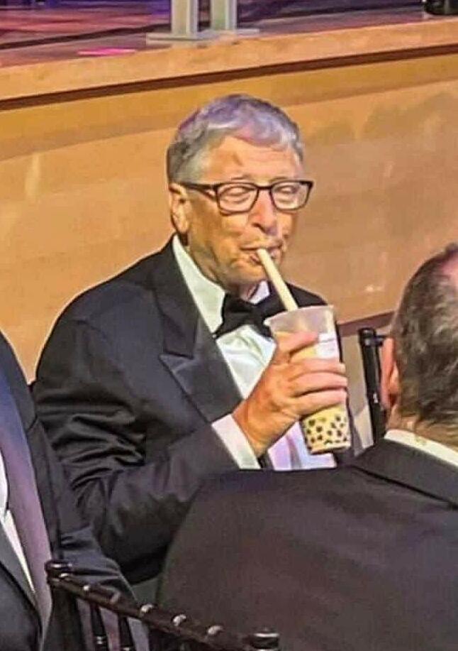 Bill Gates uống trà sữa trân châu tại sự kiện-1