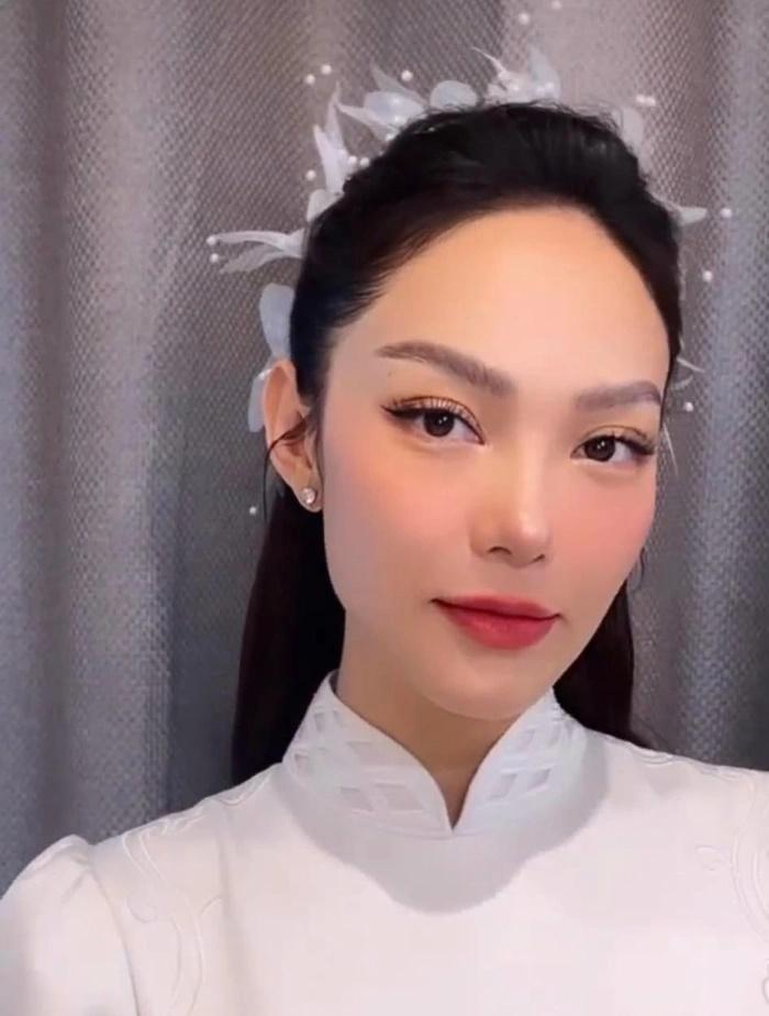 Cô dâu Minh Hằng diện áo dài xuyên thấu khoe visual đẹp không tì vết-3