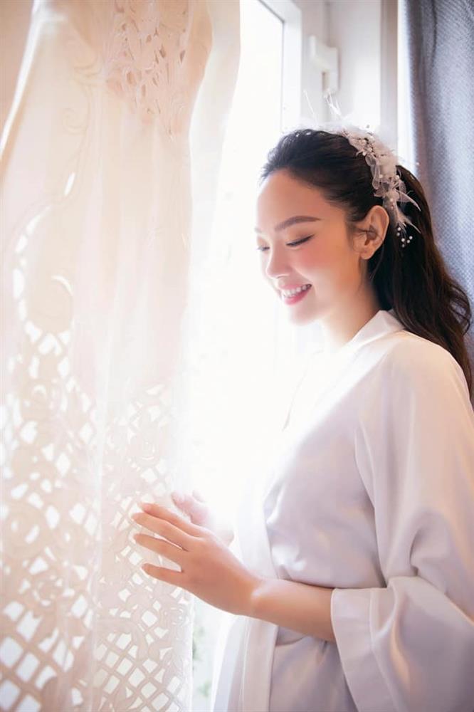 Cô dâu Minh Hằng diện áo dài xuyên thấu khoe visual đẹp không tì vết-7