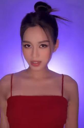 Đỗ Thị Hà mặt mộc xuống cấp như vừa đánh lộn-5