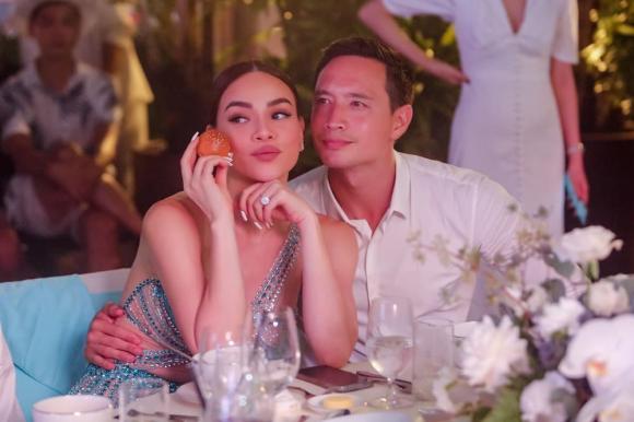 Tập tành hùng hục, Hồ Ngọc Hà vẫn lộ rổ mỡ qua camera thường-9