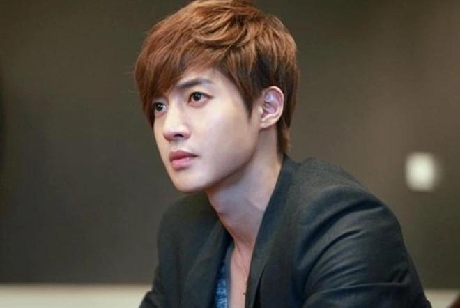 Kim Hyun Joong kết hôn với mối tình đầu năm lớp 7-1