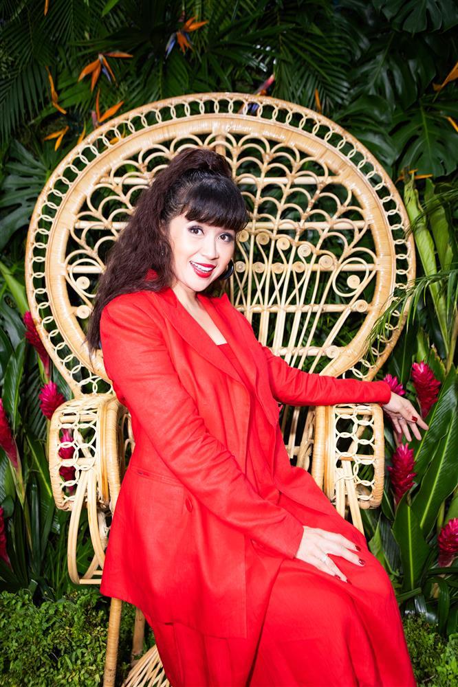 Dàn mỹ nhân Việt U50 đọ sắc trên thảm đỏ, ai trẻ đẹp nhất?-10