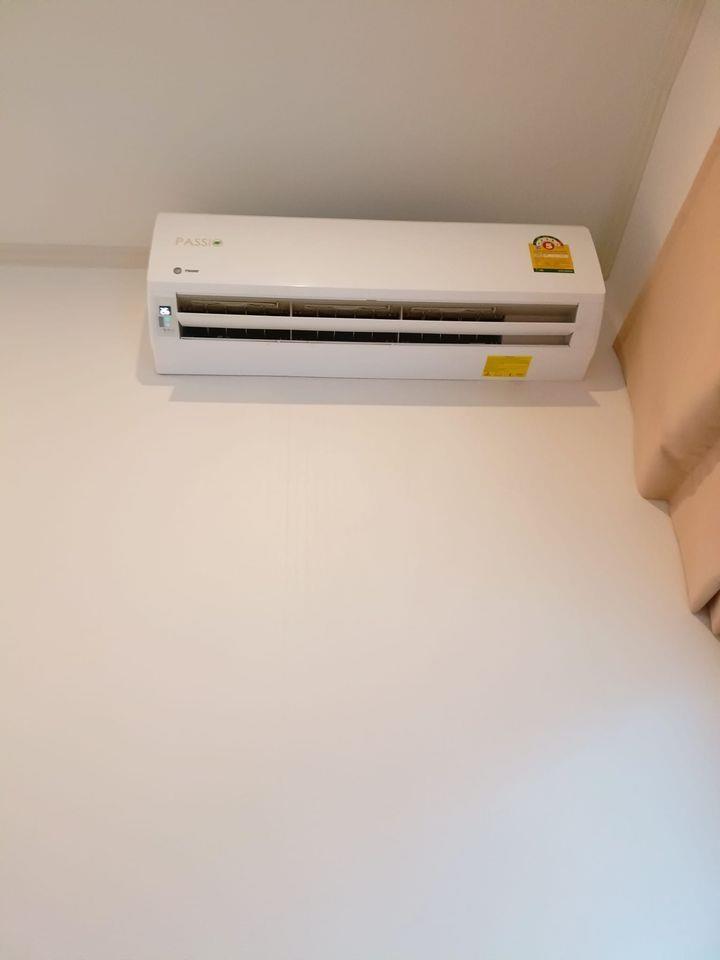 Rùng mình khi biết cả đêm ngủ với giòi rơi ra từ chiếc điều hòa-1