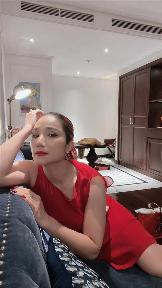 Tin showbiz Việt ngày 14/6: Bảo Thy bị chỉ trỏ đúng vòng 1-8