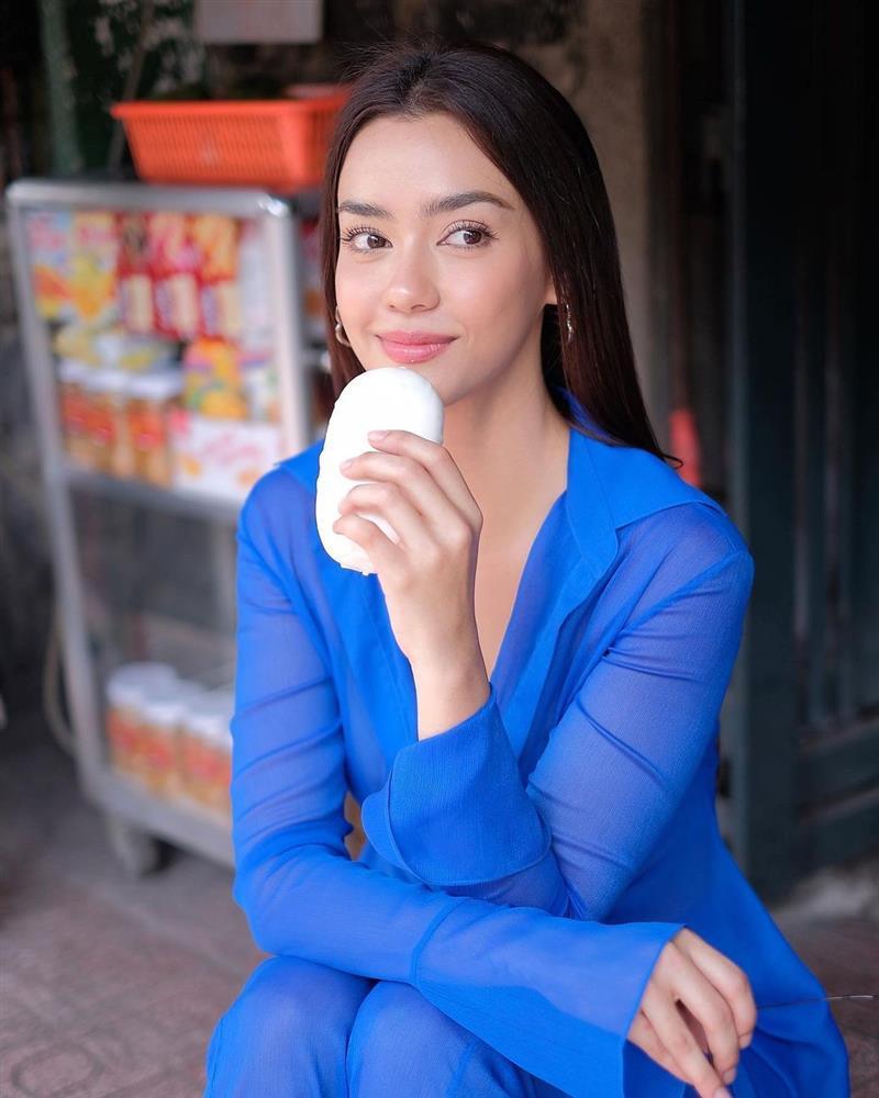Hoa hậu Thái xả ảnh ăn hàng sau vụ chặt chém phố Nguyễn Huệ-5